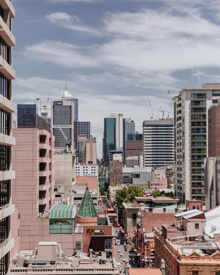 Lancemore Crossley St. Melbourne City Exterior foto Skyline of Perth CBD