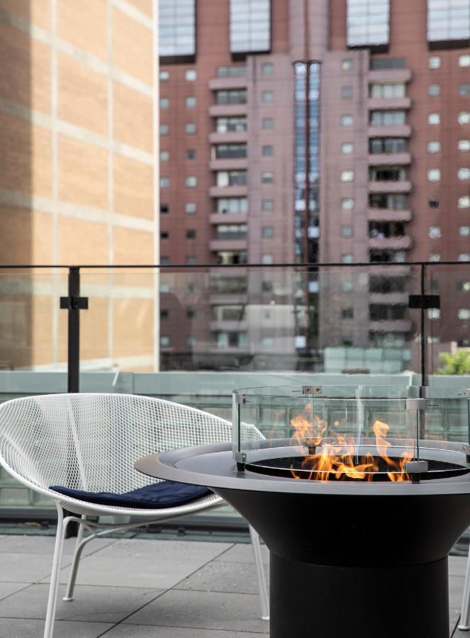 Lancemore Crossley St. Melbourne City Exterior foto A fire pit