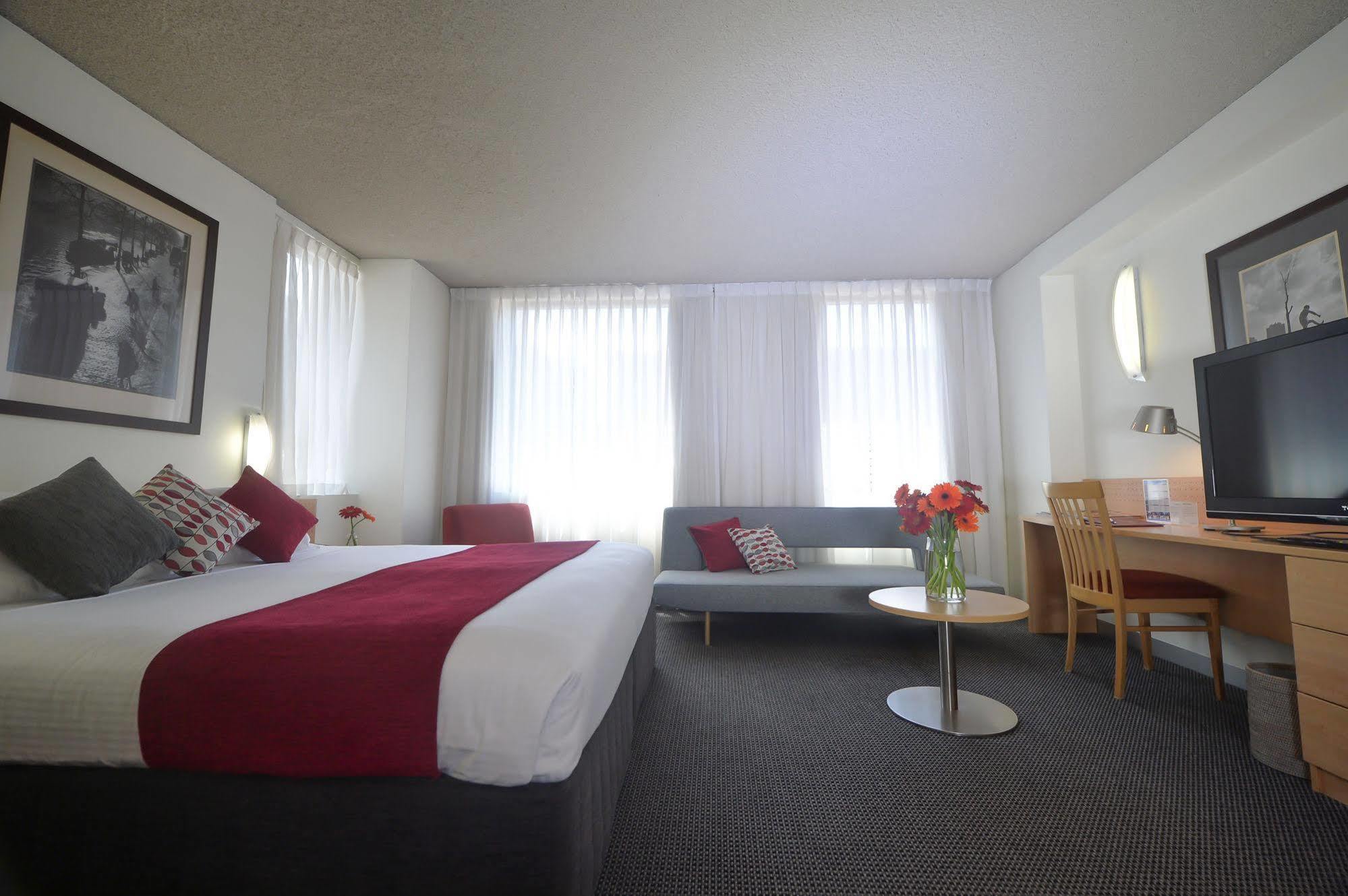 Lancemore Crossley St. Melbourne City Exterior foto A room at the hotel